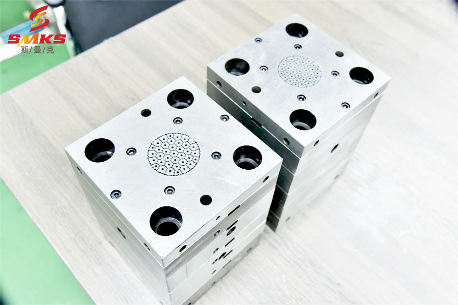 <a href='http://520fjw.com' target='_blank'><u>內孔拋光</u></a>